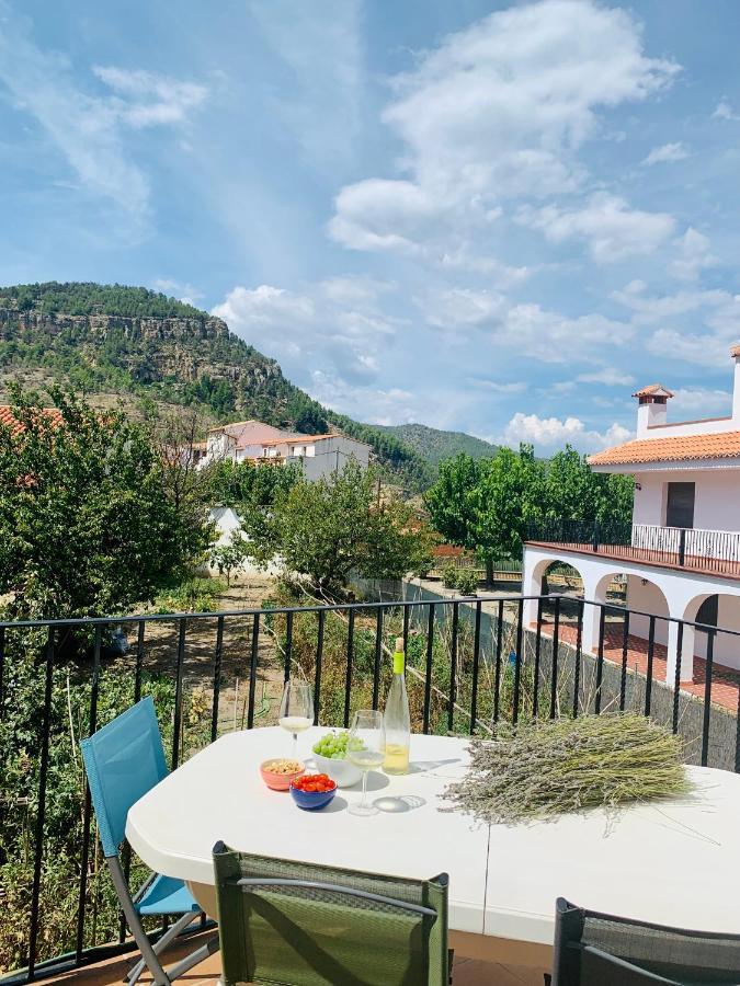 Casa Rural Con Encanto En La Puebla De Arenoso Esterno foto