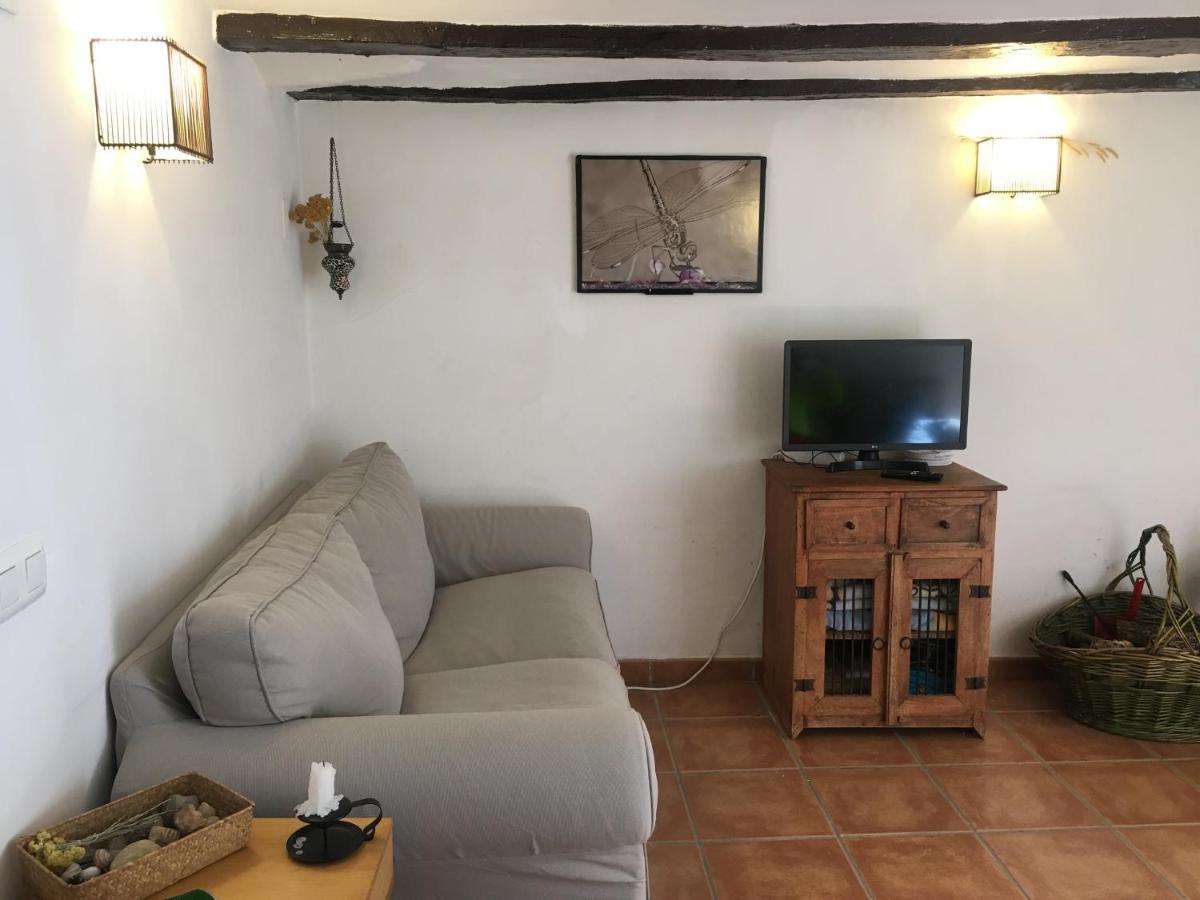 Casa Rural Con Encanto En La Puebla De Arenoso Esterno foto